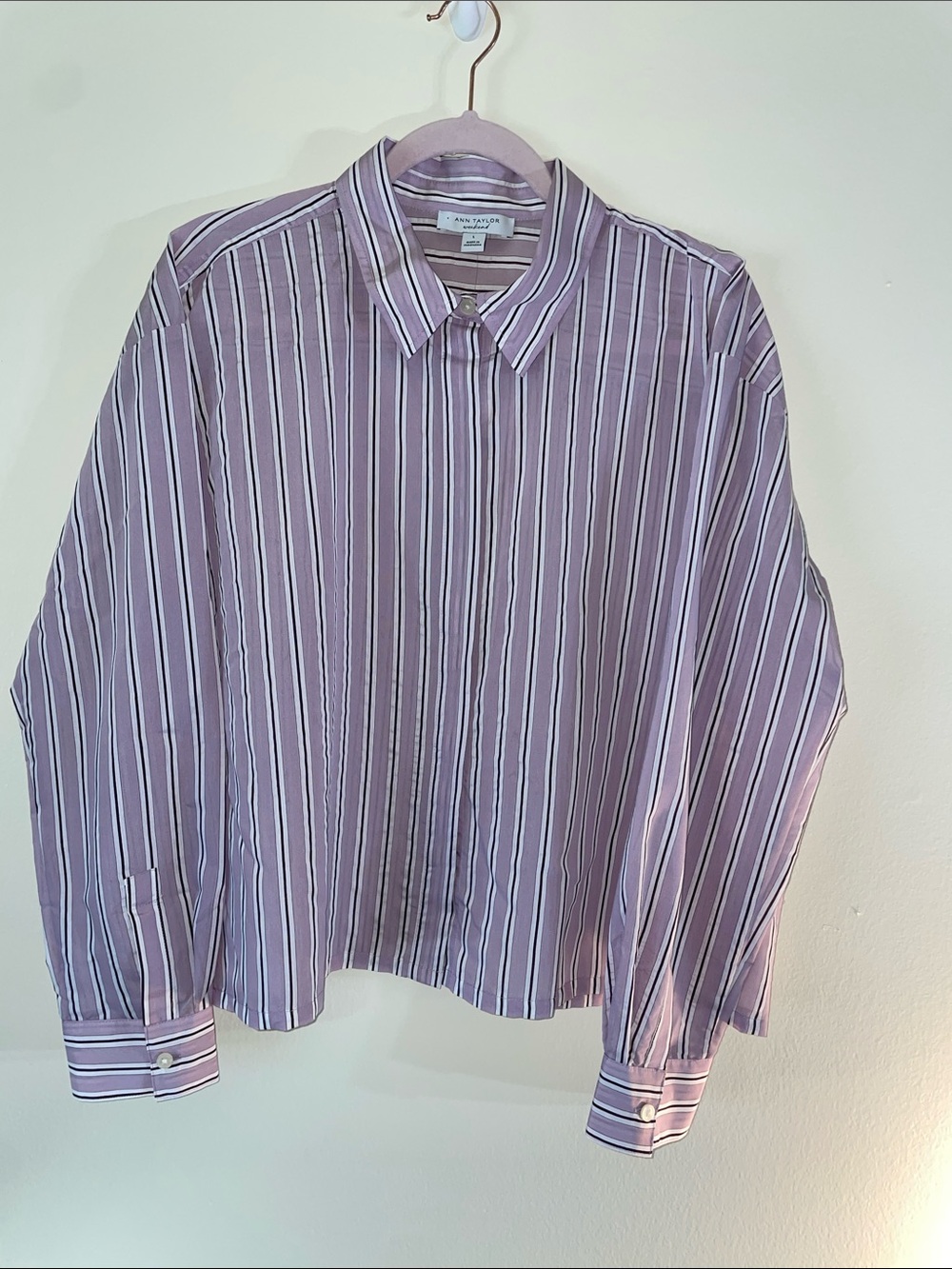 NWT Ann Taylor Weekend Striped Button Front Shirt Lavender White Size Large